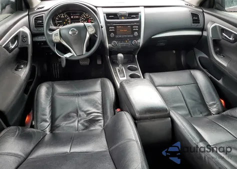 2015 Nissan Altima 2.5 из США, поврежденный, VIN 1N4AL3AP0FN320073